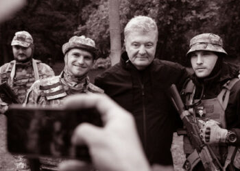 А ние сме отпред