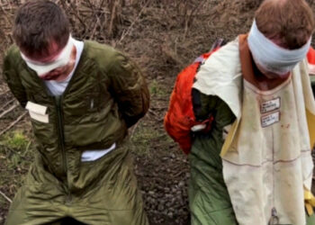 Екипажът на руски разузнавач Су-30 е задържан близо до Николаев