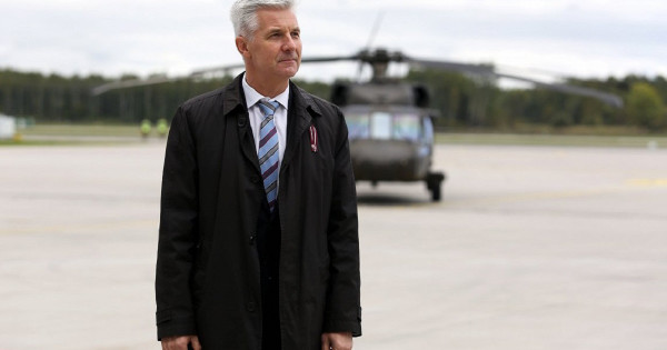 Латвия обеща да изпрати оръжия и оборудване в Украйна