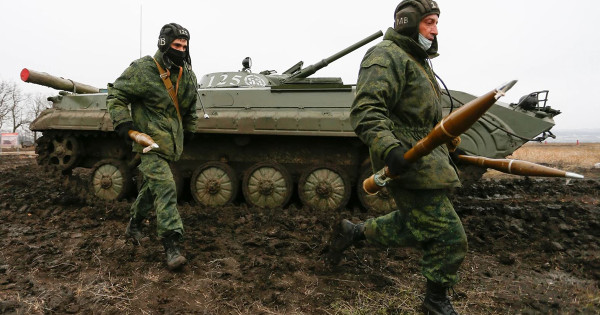 Разузнаването докладва за натрупването на бойна готовност на руските войски в временно окупираните територии на Донецк и Луганск региони