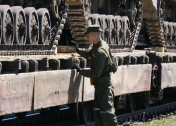 Русия разгръща допълнителни войски и системи за въздушна отбрана в Беларус