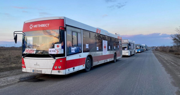 Руснаците нарушиха евакуацията на цивилни от Мариупул