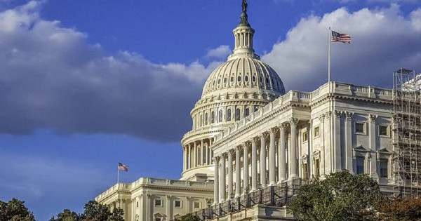 Сенатът на САЩ одобрява бюджета за отбрана с 300 милиона долара помощ за Украйна