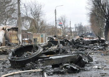 Украинските военни освободиха Буча от руски окупатор