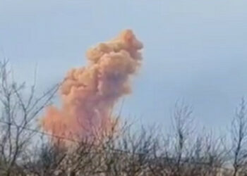 В района на Луганск руските военни отново взривиха танк с азотна киселина