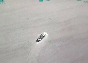 Въоръжените сили на Украйна унищожиха две руски лодки близо до остров Змайни (видео)