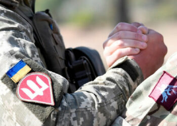 Във Великобритания ще бъдат обучени 10 хиляди души. Украински военни