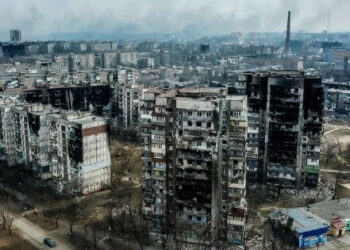 Защитници на Мариупул сдържат 10 хиляди руски военни