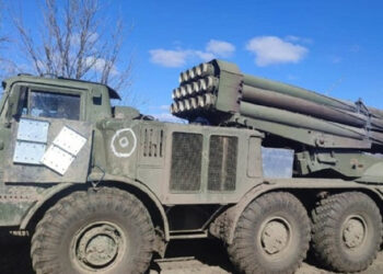 Русия се опитва да купи боеприпаси от Таджикистан до съветските артилерийски системи