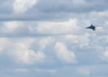 Украински защитници свалиха двама руски бойци