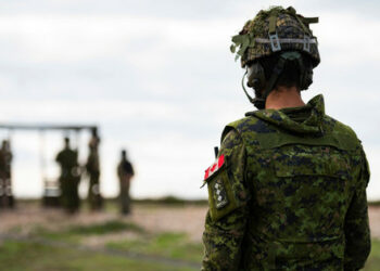 Канада ще предостави военна помощ на Украйна на стойност близо 360 млн. долара