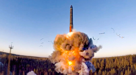 САЩ и Русия възобновяват преговорите за контрол на ядрените оръжия