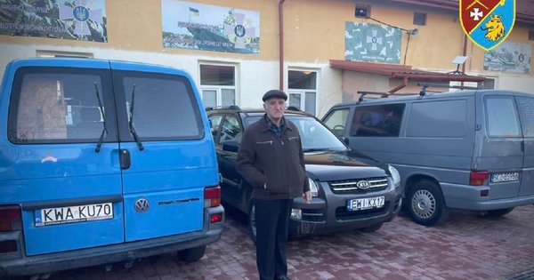 Бащата на загиналия снайперист от Лвовска област купи три коли за въоръжените сили на Украйна