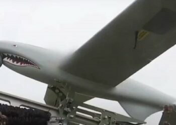 Фондация "Притула" за първи път показа как украинският дрон SHARK работи върху Донецк