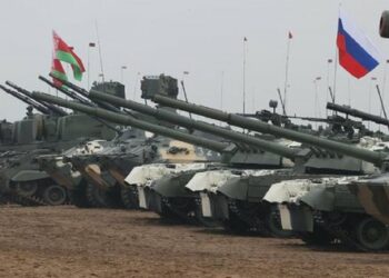 "Съвместна подготовка на персонала" с руските войски започна в Беларус