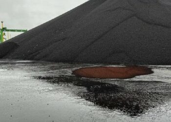 Арестуваната желязна руда на стойност 1,8 милиарда UAH от руския олигарх е прехвърлена на ARMA