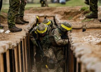 Полша планира да обучава два батальона войници от въоръжените сили на Украйна всеки месец