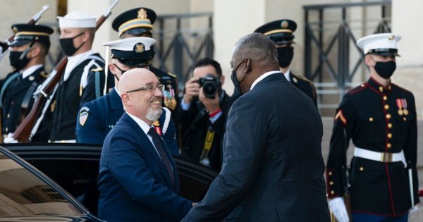 Резников говори за основните теми на следващия "Рамщайн"