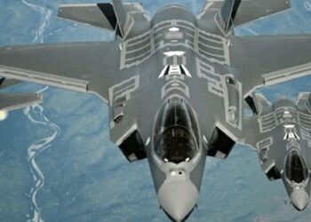 САЩ обсъждат въпроса за снабдяването на Украйна с изтребители от пето поколение