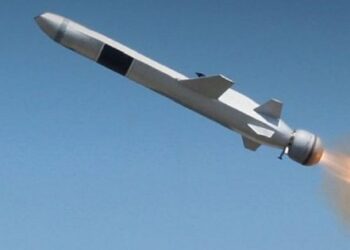 Украински зенитни артилеристи показаха как са свалили руска ракета "Калибър"