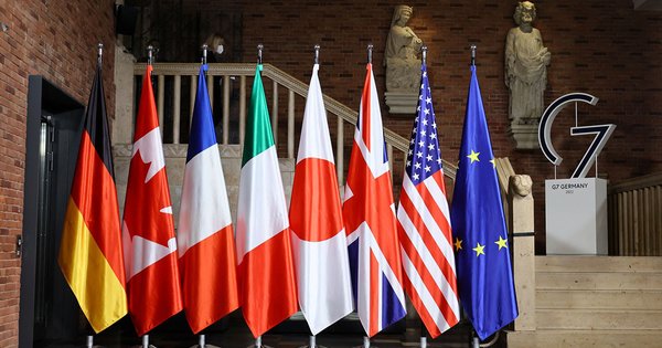 Країни G7 збільшили фінансову допомогу Україні до 44 млрд доларів
