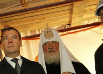 Суд арештував майно колаборанта-прикарпатця, який демонтував знищений Маріупольський драмтеатр