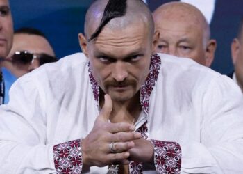 Усик назвав росіян «хворими» і заявив, що готовий вбити Путіна