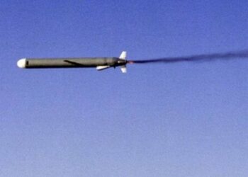 Українська ППО вночі знищила 4 з 6 російських авіаракет