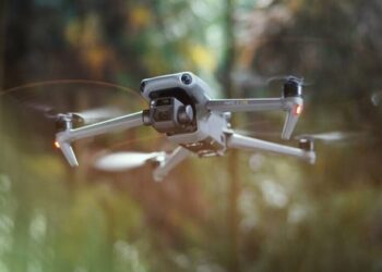 Міськрада Львова купує 11 квадрокоптерів з тепловізорами для ЗСУ