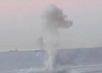 Невідомі морські дрони атакувати військово-морську базу РФ в Новоросійську (відео)