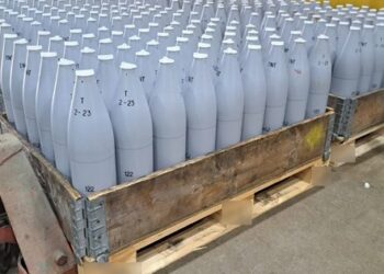 В Україну доставили перші партії виготовлених за кордоном 122-мм осколково-фугасних снарядів