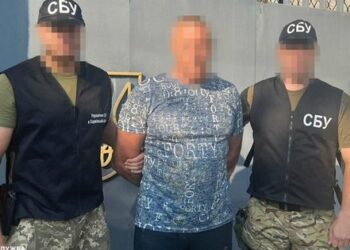 СБУ затримала депутата, який забезпечував російську техніку пальним під час окупації Харківщини