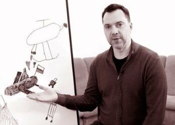 Арестович вступає в політичну гру