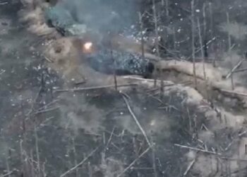 Бійці Волинської бригади знищили російську станцію РЕБ, яку росіяни сховали у бліндажі