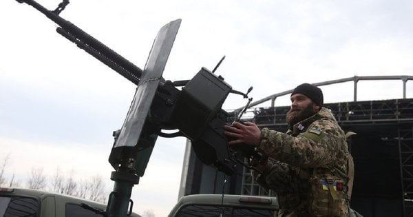 Уночі українська ППО збила в небі 19 російських безпілотників