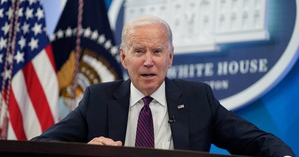 Байден готовий до «значних поступок» республіканцям заради допомоги Україні, – Reuters