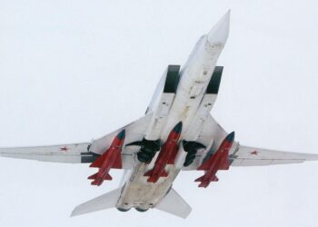 Неизвестен обект прекоси полското въздушно пространство по време на руска ракетна атака