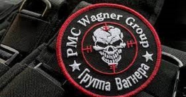 Росіяни змушують українських дітей слухати лекції «вагнерівців»