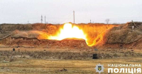 Поліція показала відео знищення БПЛА, який не вибухнув після атаки на Херсон