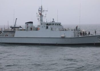 Туреччина відмовляється пропускати у Чорне море тральщики  «Черкаси» та «Чернігів»