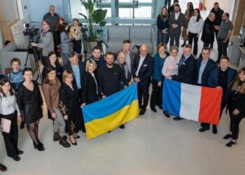У Львові українські і французькі хірурги прооперують пацієнтів з мінно-вибуховими травмами