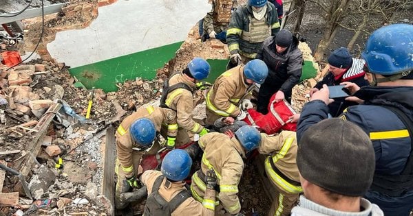 На Сумщині внаслідок російського авіаудару загинуло троє людей