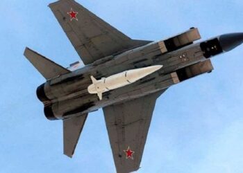 Росія другу ніч поспіль завдала масованих ракетних ударів по Україні