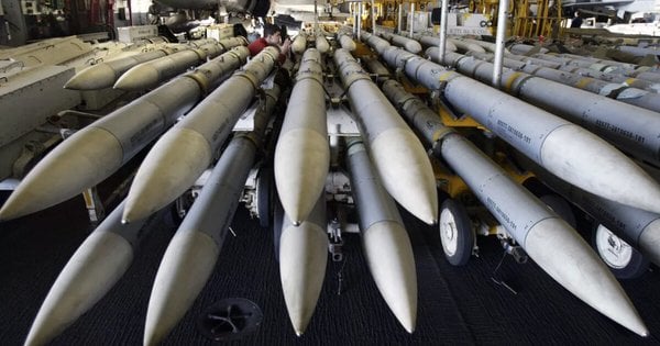 Три країни ЄС виступили проти закупівлі зброї для України за рахунок активів Росії