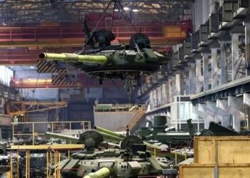 Росія виробляє більше зброї, ніж їй треба на війні і заповнює нею склади, − Борис Пісторіус