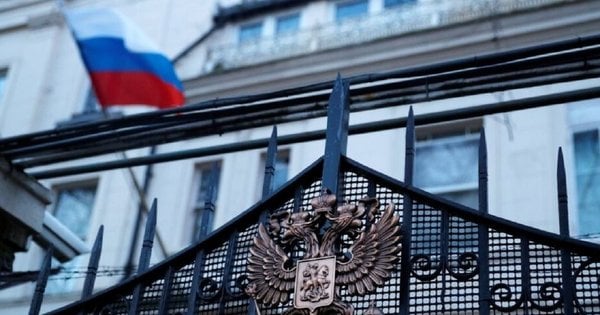 Велика Британія вирішила вислати з країни російського військового аташе