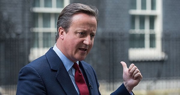 Камерон вважає, що Україна має право атакувати територію Росії британською зброєю
