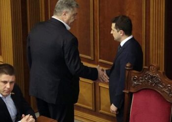 МЗС України назвало відчаєм оголошення Росією в розшук Зеленського і Порошенка