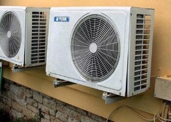 Кабінет міністрів наказав держустановам відмовитись від кондиціонерів