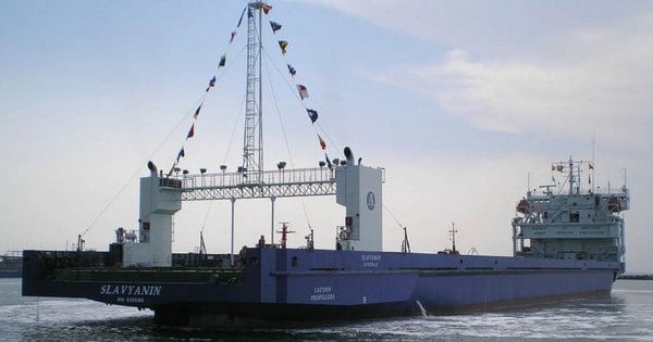 Сили оборони уразили російський залізничний паром у порту «Кавказ»